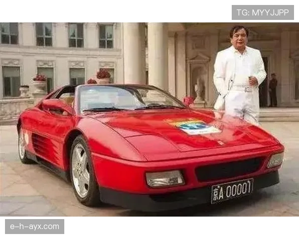 富里睡醒睁眼第一件事是数自己有几辆法拉利